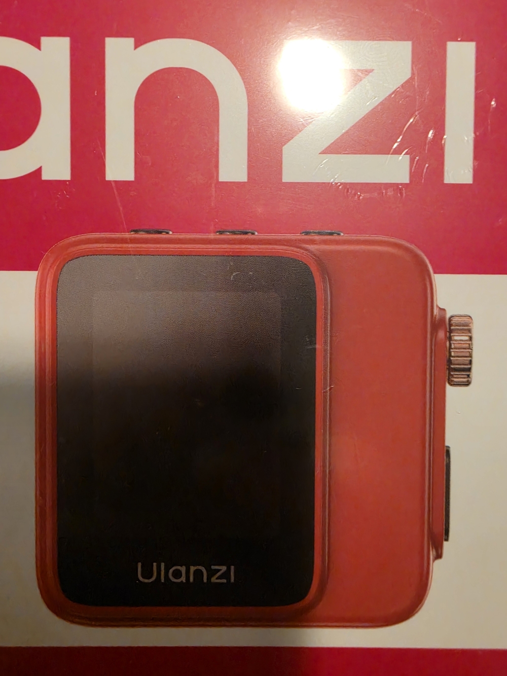 Red SelfiePod VM02 - Compact Digital Camera Accessory - Picture 2 of 6